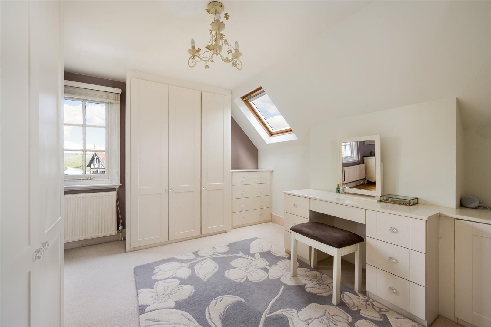 Basmore Lane, Lower Shiplake, Henley-on-Thames